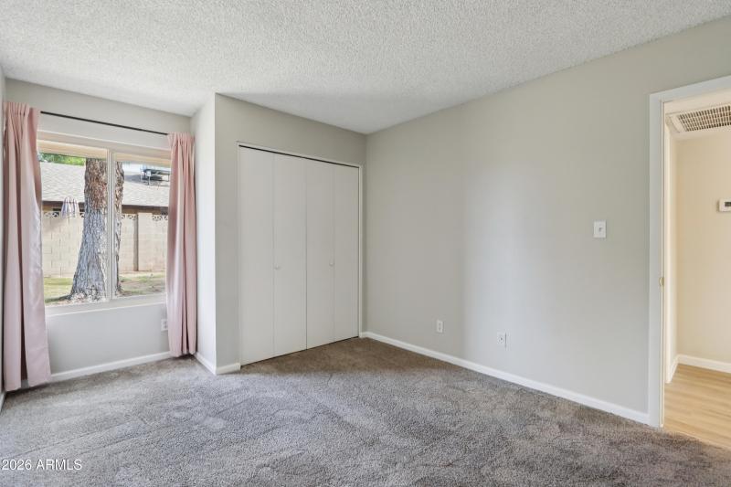 20-print-W Continental Dr-S2702-020