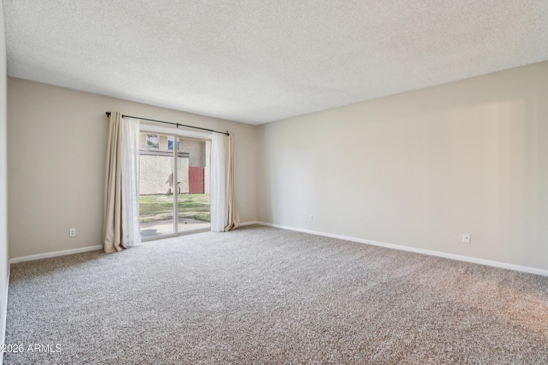 22-print-W Continental Dr-S2702-022