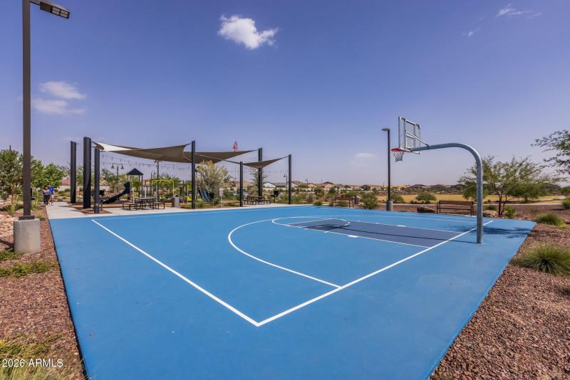 53-web-or-mls-Q) COMMUNITY BASKETBALL CO