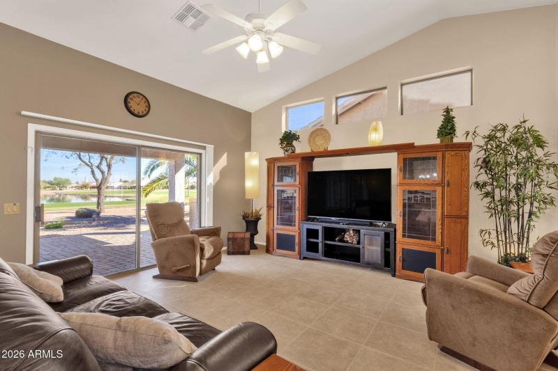 11-web-or-mls-10234-e-arrowvale-dr