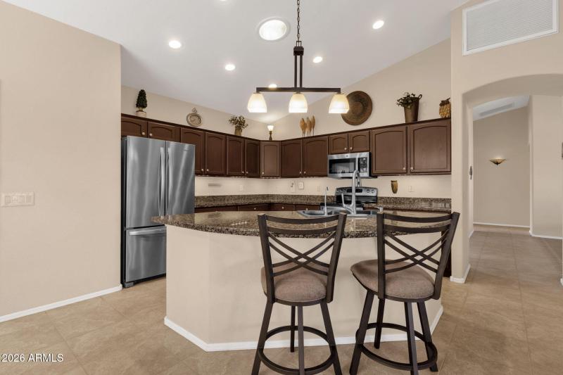 17-web-or-mls-10234-e-arrowvale-dr