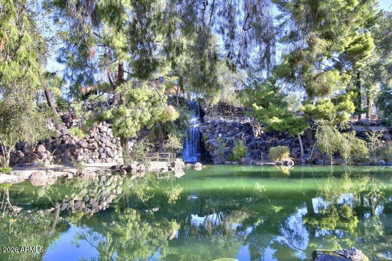 Scenic Lakes & Ponds