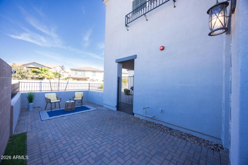 entrance and front yard