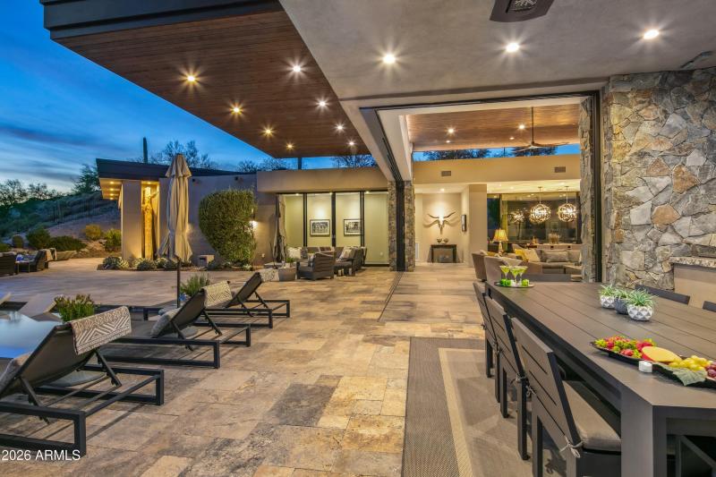 021_AL FRESCO DINING