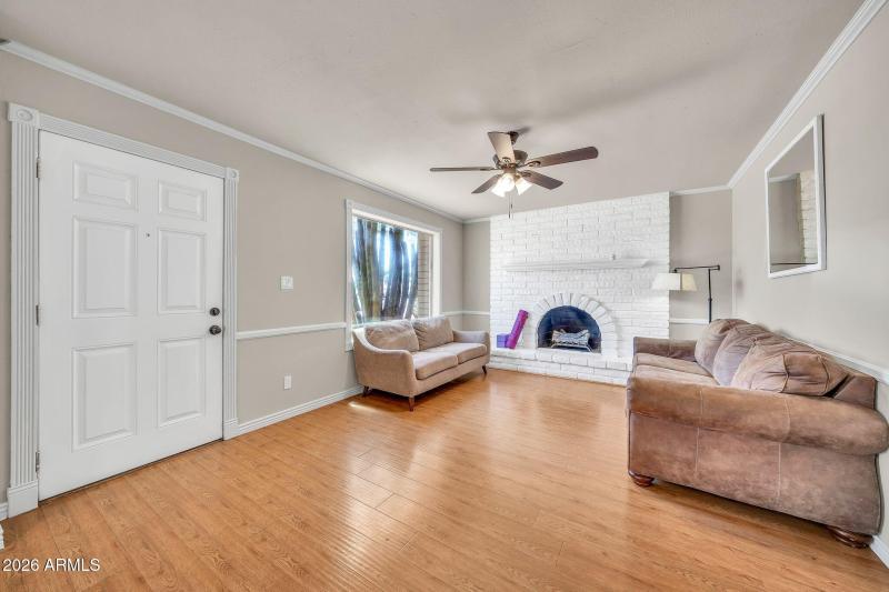 1628 W Bluefield Ave, Phoenix, AZ 85023