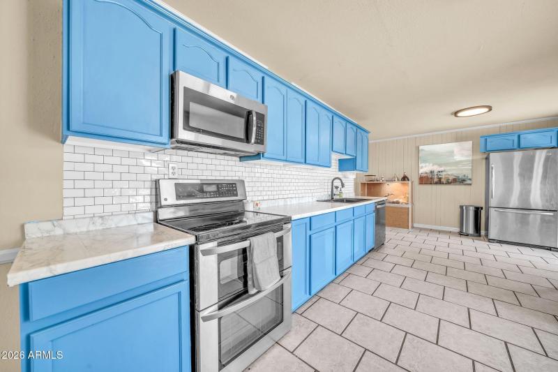 1628 W Bluefield Ave, Phoenix, AZ 85023