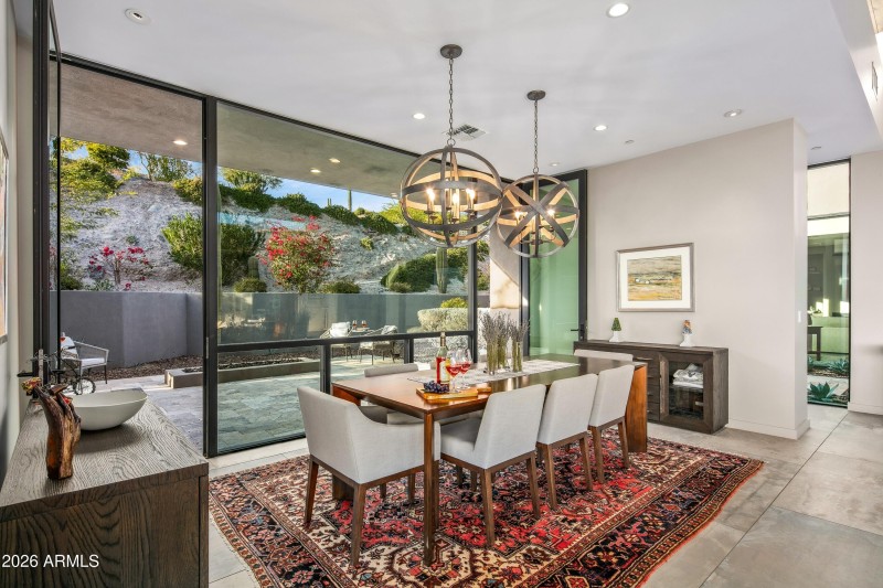 027_FORMAL DINING ROOM