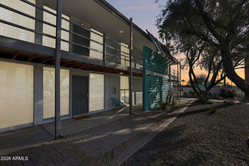 2-web-or-mls-VT-2702-2