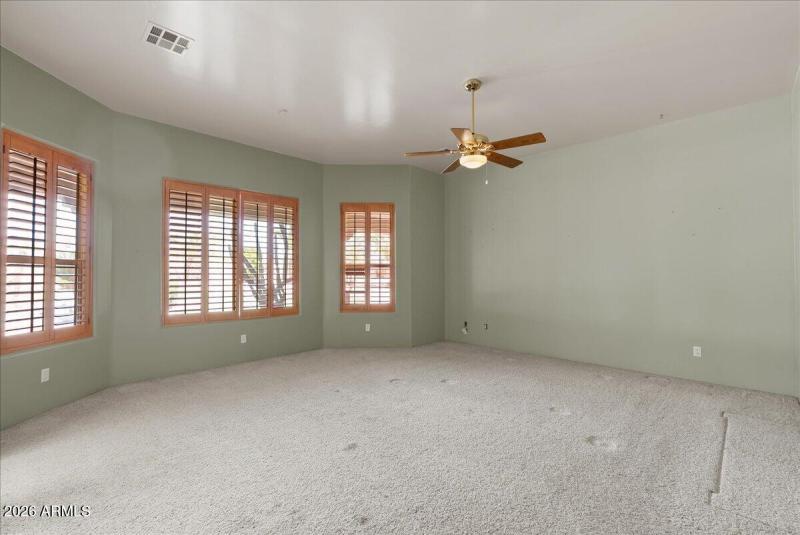 18-DesertSkyREM-13002 W San Juan Ave, Li