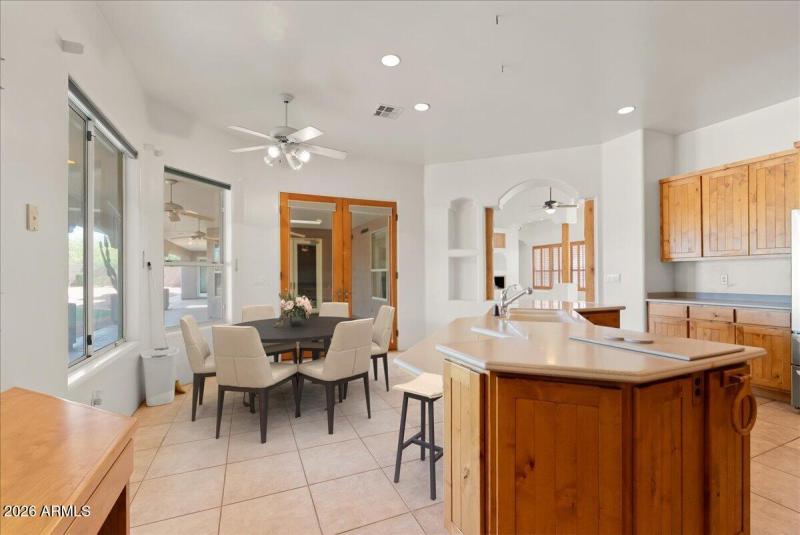 43-DesertSkyREM-13002 W San Juan Ave, Li