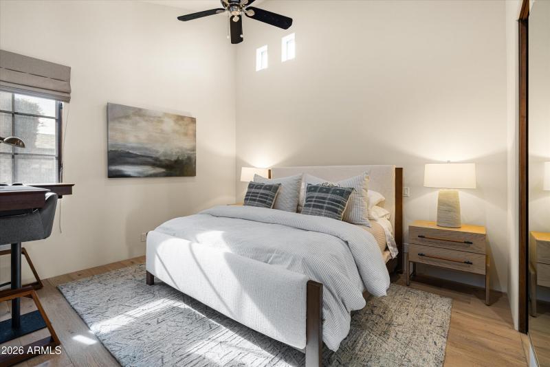 25-10060 E Blue Sky Dr-42_25