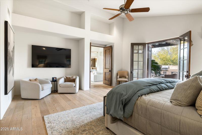 22-10060 E Blue Sky Dr-42_22