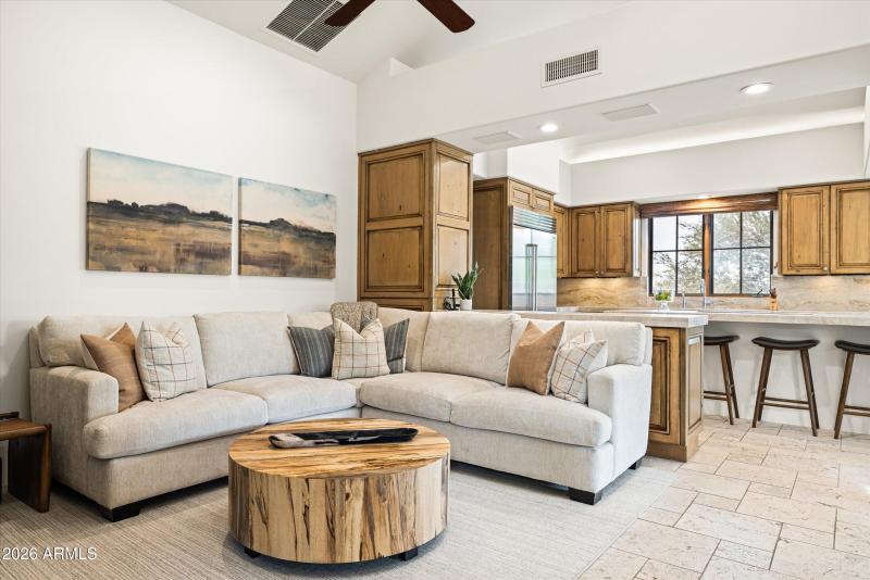 12-10060 E Blue Sky Dr-42_12