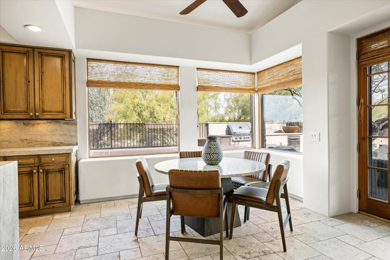 14-10060 E Blue Sky Dr-42_14