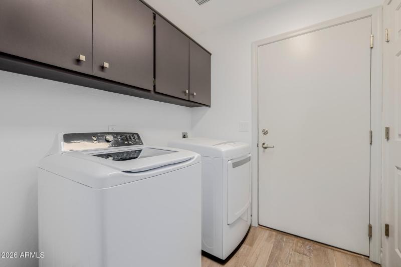 Large Laundry Room