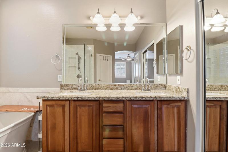 18-Owners Suite Bathroom 2