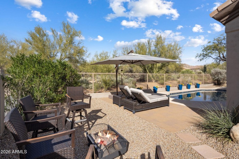 Optional Seating & Fire Pit Area