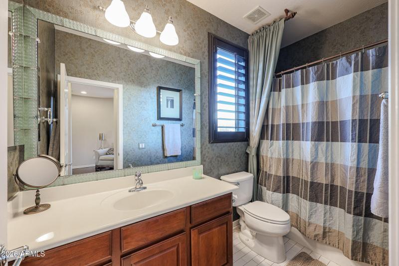 upstairs full bath #1