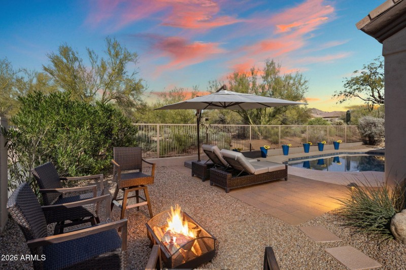 Mighty Saguaro at Twilight
