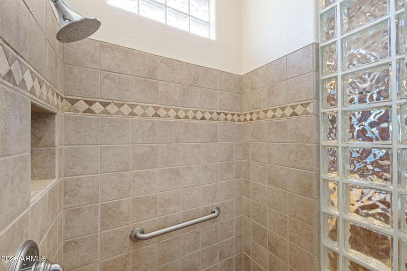 39-web-or-mls-40127-n-candlewyck-ln