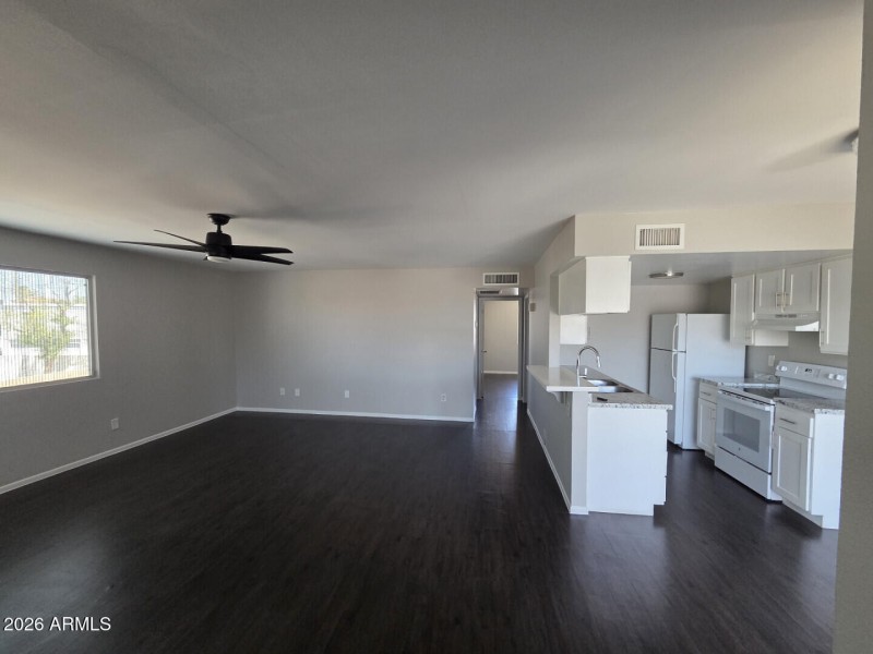 2133WTurneyAve_65684_17