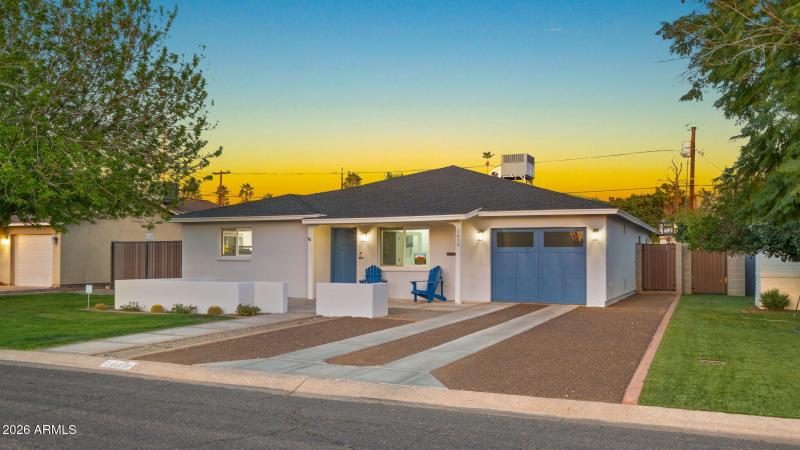 Extra Parking on Side