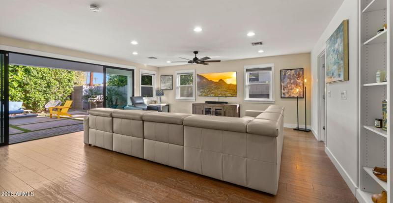 Indoor/Outdoor Living