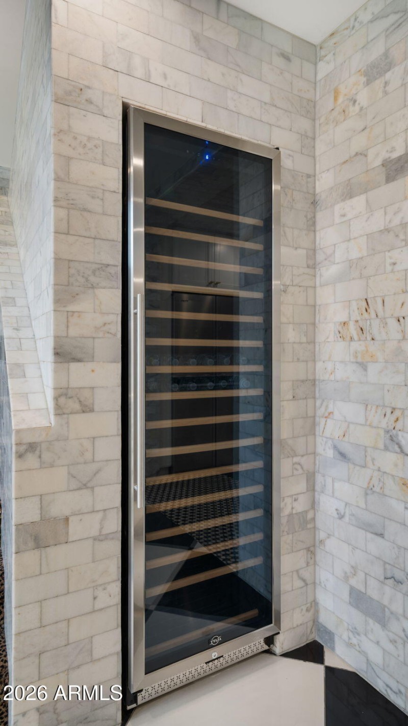 21-web-or-mls-Wine Fridge2