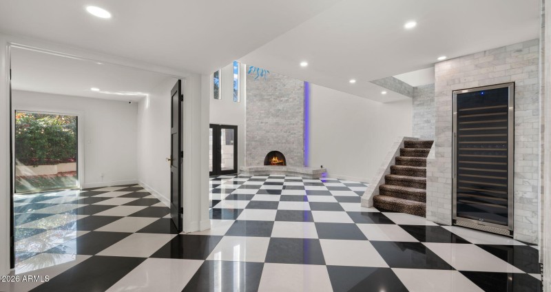 26-web-or-mls-Living Space5 (2)