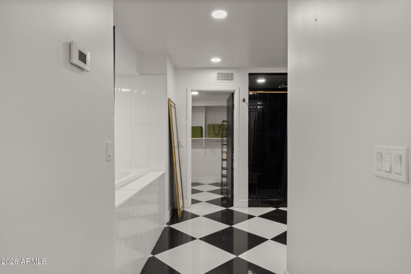 54-web-or-mls-Upstairs Primary Bedroom5