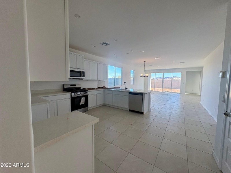 LARKSPUR Kitchen & Great Room