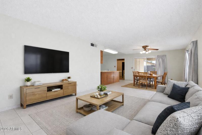 Living Area/Dining Area