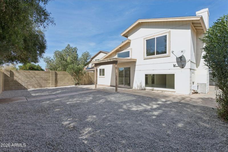 36-web-or-mls-3805-w-camino-real