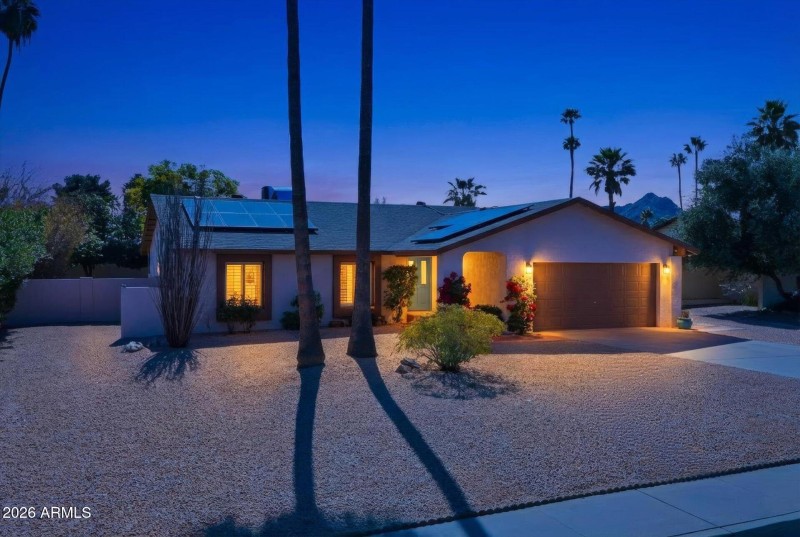 01-Front Exterior Virtual Twilight