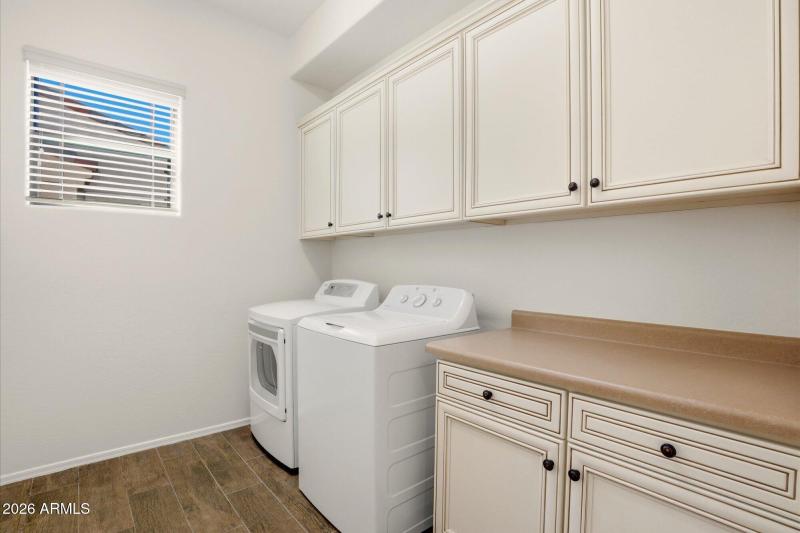 Laundry Room w/Custom Cabinets