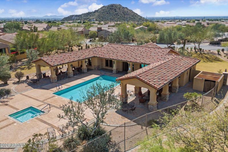 Entrada Members Club