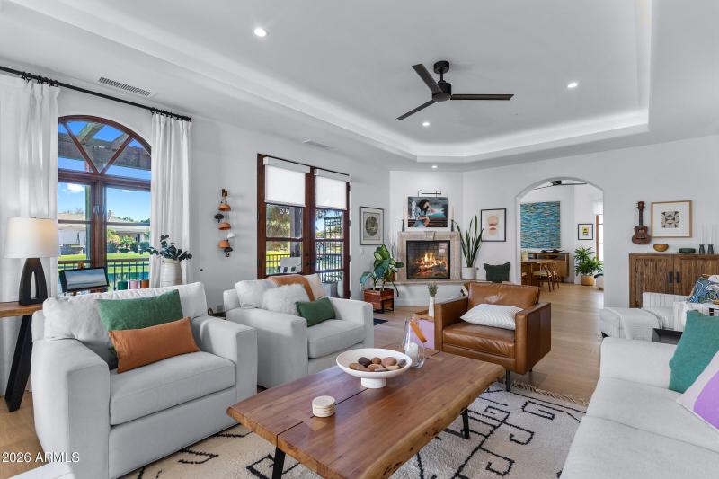 1777 W Ocotillo Rd #16-12