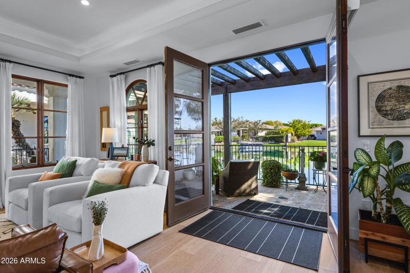 1777 W Ocotillo Rd #16-69