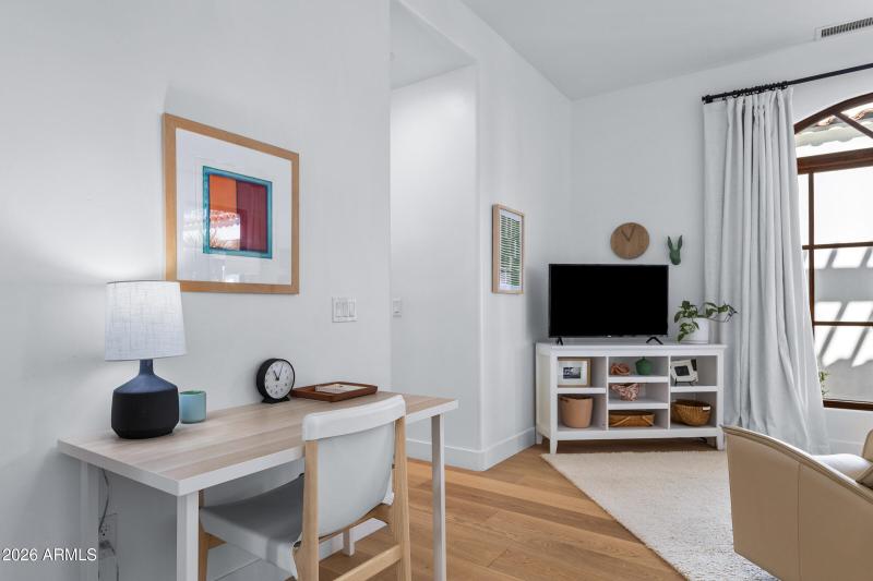 1777 W Ocotillo Rd #16-35