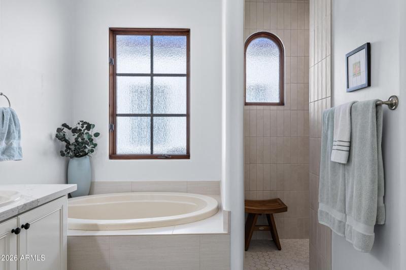 1777 W Ocotillo Rd #16-39