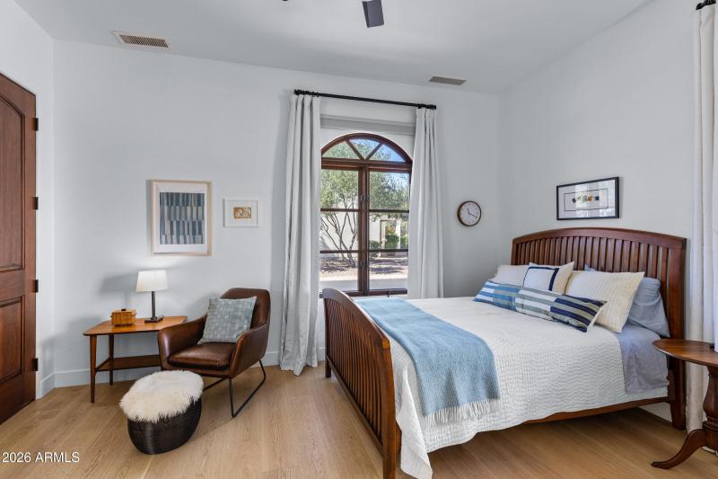 1777 W Ocotillo Rd #16-48