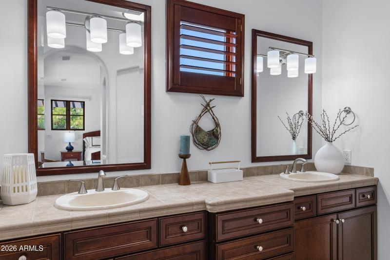 1777 W Ocotillo Rd #16-62