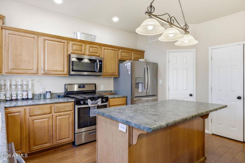 1549MainlineRd-HeberOvergaard-AZ-12