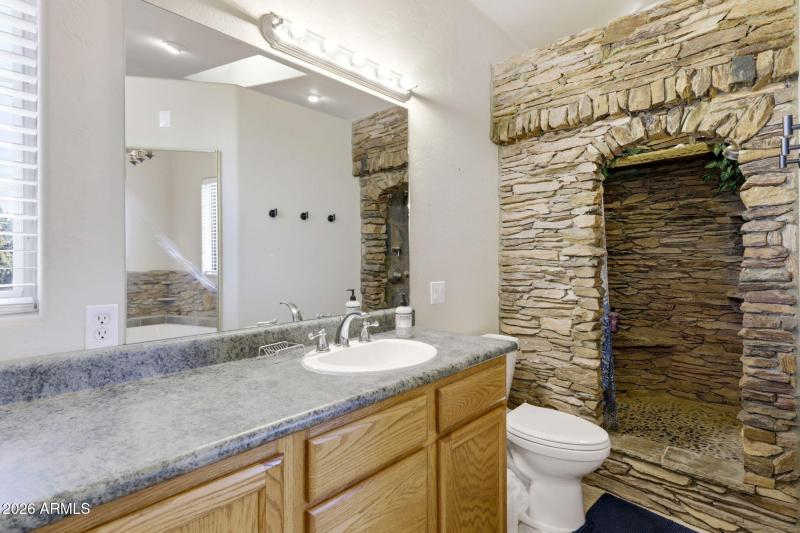 1549MainlineRd-HeberOvergaard-AZ-19