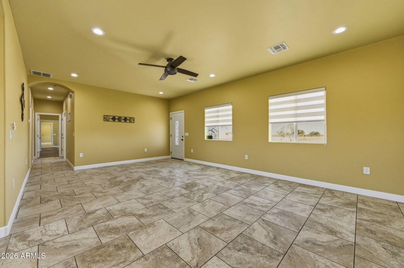 39-web-or-mls-210 N Pettoshas Dr-38