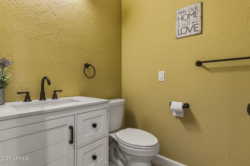 52-web-or-mls-210 N Pettoshas Dr-51