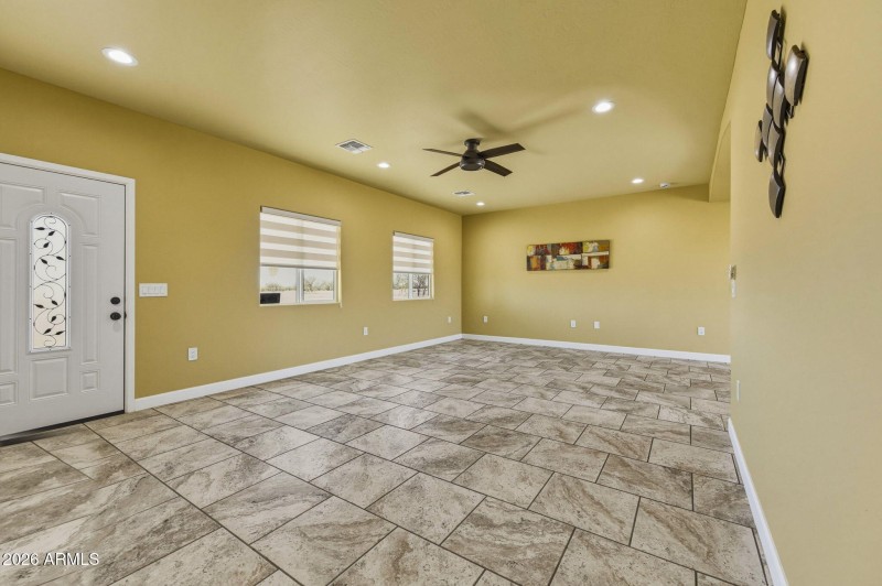 54-web-or-mls-210 N Pettoshas Dr-53