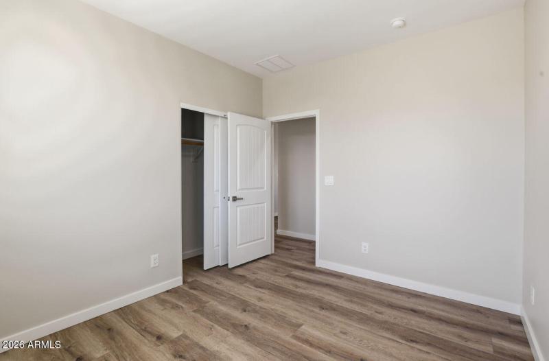 19-web-or-mls-9192 W Rafael Dr Arizona C