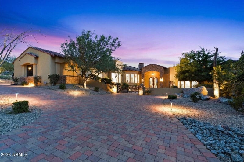 Circular drive entry