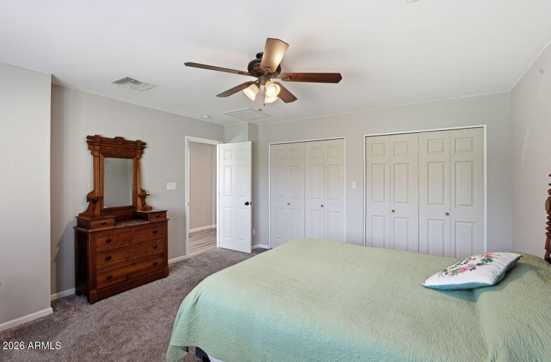 23-web-or-mls-18421 N 45th Dr Glendale,